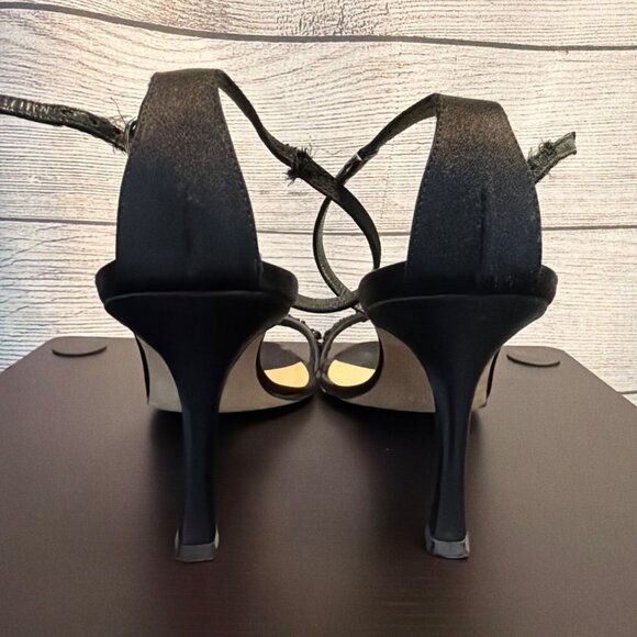 Manolo Blahnik Satin Beaded Ankle Strap Sandals Size 39.5 - Picture 6 of 7